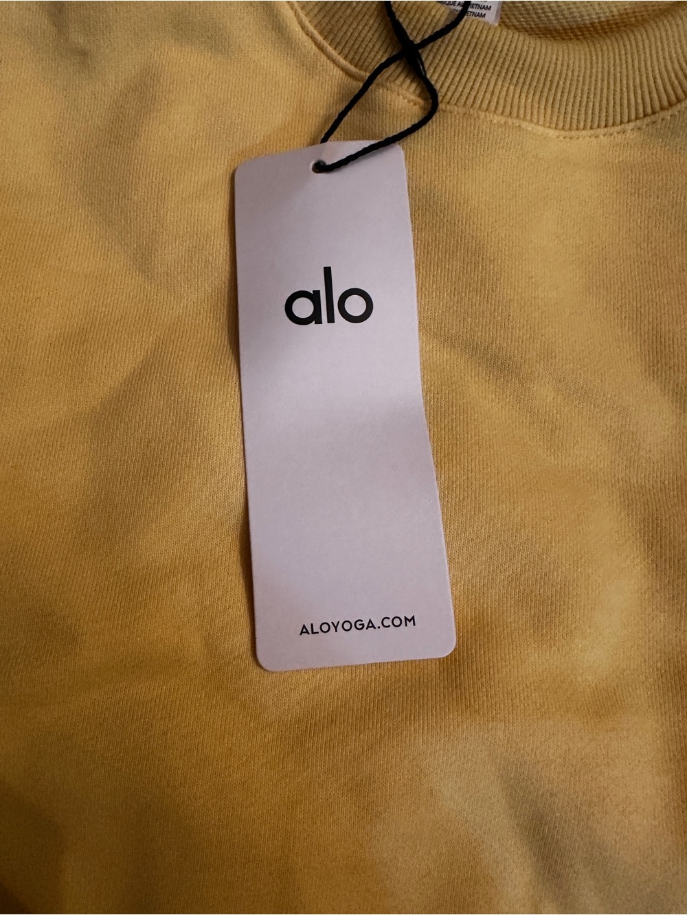 ALO Yoga sunshine Yellow crop Sweatshirt - Picture 2 of 5